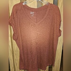 Maurices 24/7 Sz 0x Short Sleeve Vneck Top
